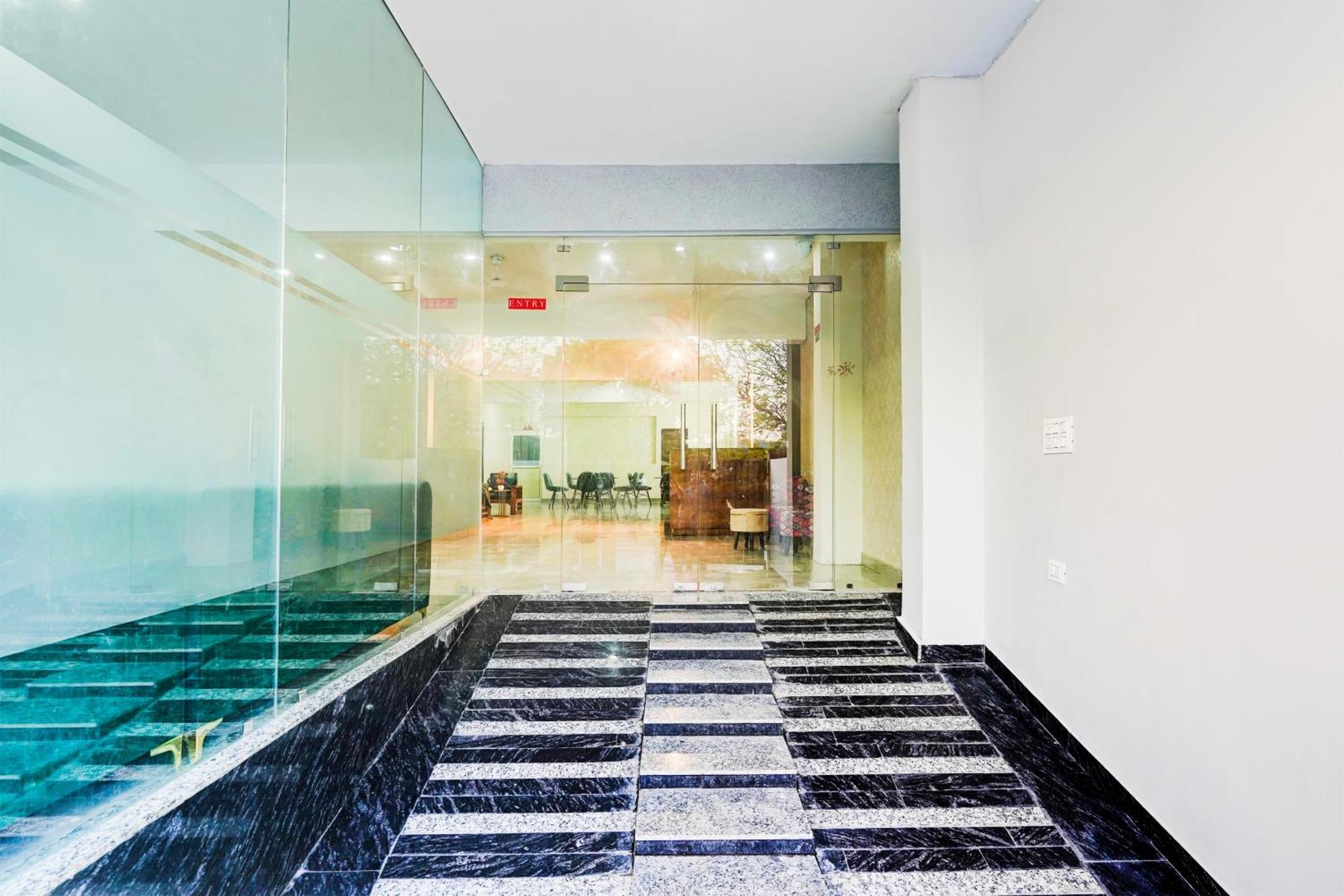Hotel Super Townhouse Sector 86 Near Sector 83 Metro Station Noida Zewnętrze zdjęcie